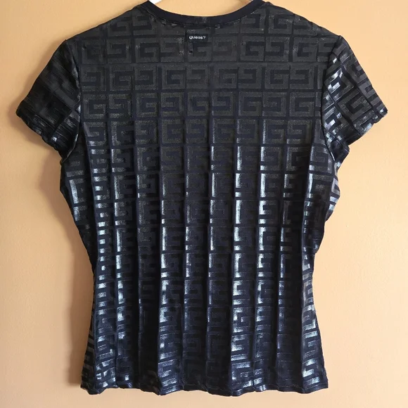 Guess V-neck Lace Logo Tee, L (PTP=18") - Picture 3 of 5